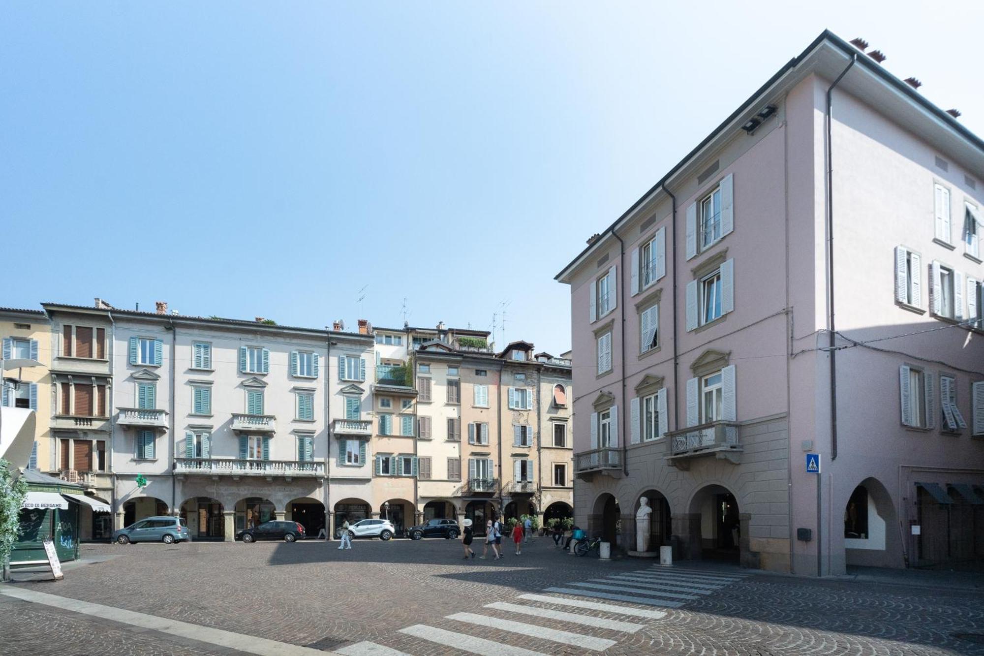 Al Donni Aircon City Center Bergamo Eksteriør billede
